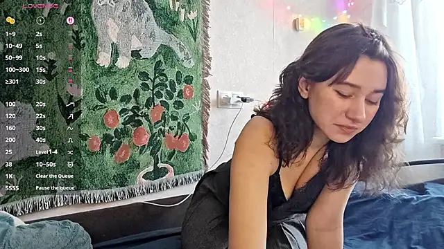 MiaLovelyOne online show from March 12, 7:58 am