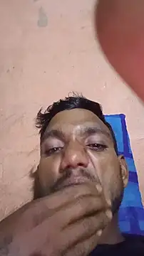 Snapshot of BiggerDickGuy chatting on November 15, 4:25 pm BiggerDickGuy online show from November 15, 4:25 pm