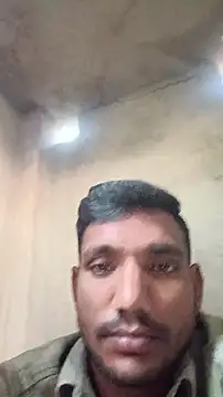 Snapshot of BiggerDickGuy chatting on November 19, 1:38 am BiggerDickGuy online show from November 19, 1:38 am