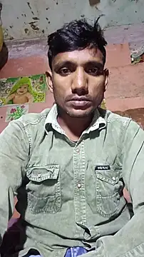 Snapshot of BiggerDickGuy chatting on November 23, 10:48 am BiggerDickGuy online show from November 23, 10:48 am