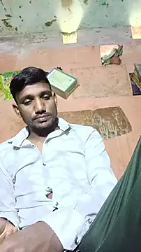 Snapshot of BiggerDickGuy chatting on November 30, 6:28 am BiggerDickGuy online show from November 30, 6:28 am