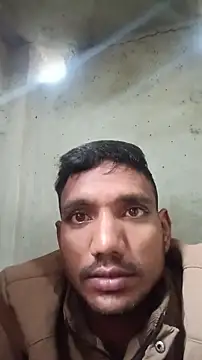 Snapshot of BiggerDickGuy chatting on December 23, 3:26 am BiggerDickGuy online show from December 23, 3:26 am