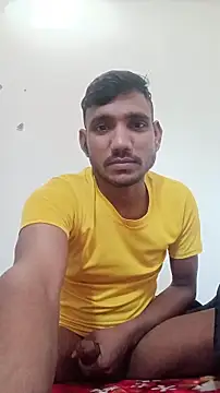 Snapshot of BiggerDickGuy chatting on January 12, 7:24 am BiggerDickGuy online show from January 12, 7:24 am