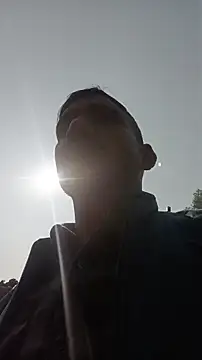 Snapshot of BiggerDickGuy chatting on January 17, 6:18 am BiggerDickGuy online show from January 17, 6:18 am