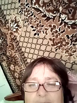 Snapshot of MilaCold5443 chatting on April 5, 11:18 am MilaCold5443 online show from April 5, 11:18 am
