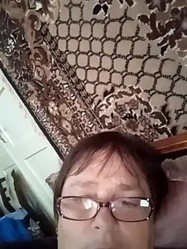 Snapshot of MilaCold5443 chatting on April 16, 11:00 am MilaCold5443 online show from April 16, 11:00 am