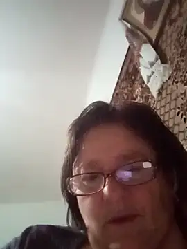 Snapshot of MilaCold5443 chatting on April 21, 6:23 pm MilaCold5443 online show from April 21, 6:23 pm