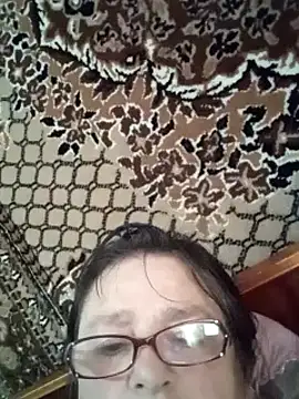 Snapshot of MilaCold5443 chatting on April 25, 1:41 pm MilaCold5443 online show from April 25, 1:41 pm