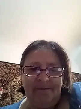 Snapshot of MilaCold5443 chatting on April 28, 2:33 pm MilaCold5443 online show from April 28, 2:33 pm