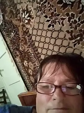 Snapshot of MilaCold5443 chatting on May 12, 6:43 am MilaCold5443 online show from May 12, 6:43 am
