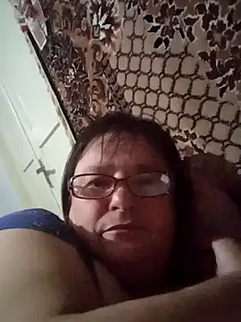 Snapshot of MilaCold5443 chatting on May 12, 7:33 pm MilaCold5443 online show from May 12, 7:33 pm