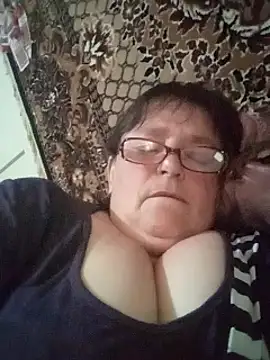 Snapshot of MilaCold5443 chatting on May 15, 7:15 am MilaCold5443 online show from May 15, 7:15 am