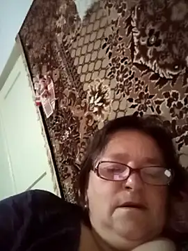 Snapshot of MilaCold5443 chatting on May 18, 5:24 am MilaCold5443 online show from May 18, 5:24 am