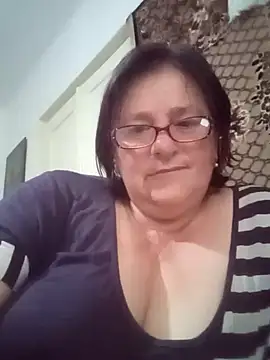 Snapshot of MilaCold5443 chatting on May 23, 6:29 am MilaCold5443 online show from May 23, 6:29 am