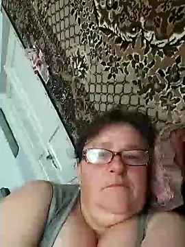 Snapshot of MilaCold5443 chatting on June 26, 9:25 am MilaCold5443 online show from June 26, 9:25 am