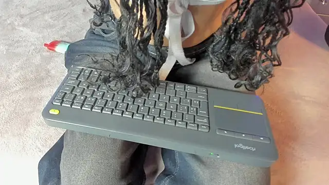 Violeta js online show from December 22, 6:32 am