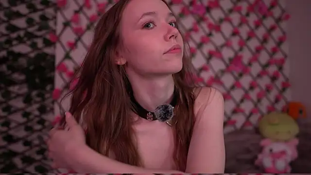 Petite Polly online show from October 19, 1:06 am