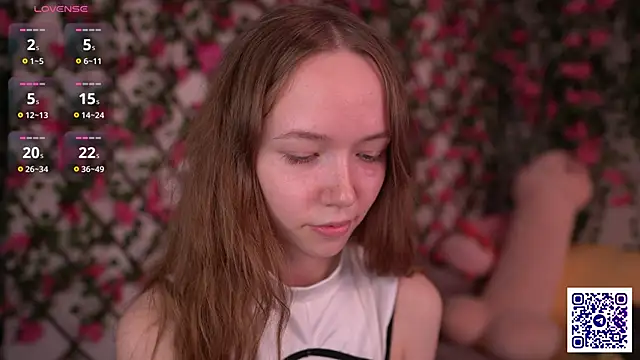 Petite Polly online show from November 24, 6:18 pm