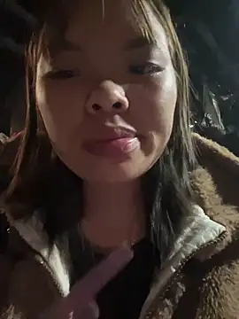 hello-cute online show from December 14, 2:28 am