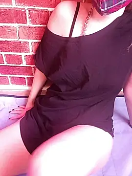 Snapshot of Heelite chatting on October 24, 9:17 am Heelite online show from October 24, 9:17 am