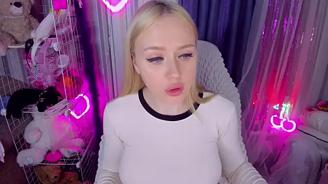 CeaneLino online show from March 25, 3:40 pm