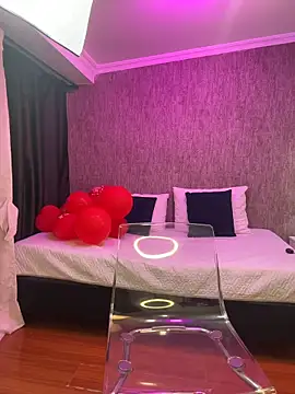 Snapshot of KarinaFlowers_ chatting on February 25, 11:53 am KarinaFlowers online show from February 25, 11:53 am