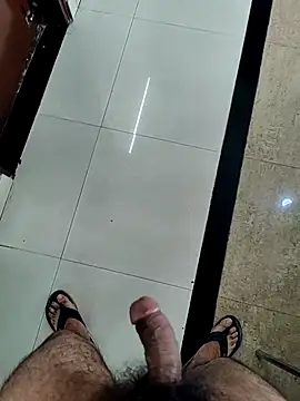 Snapshot of sexyrajuu chatting on October 12, 9:19 am sexyrajuu online show from October 12, 9:19 am