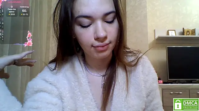 Snapshot of CeyaLier chatting on April 2, 6:49 pm CeyaLier online show from April 2, 6:49 pm