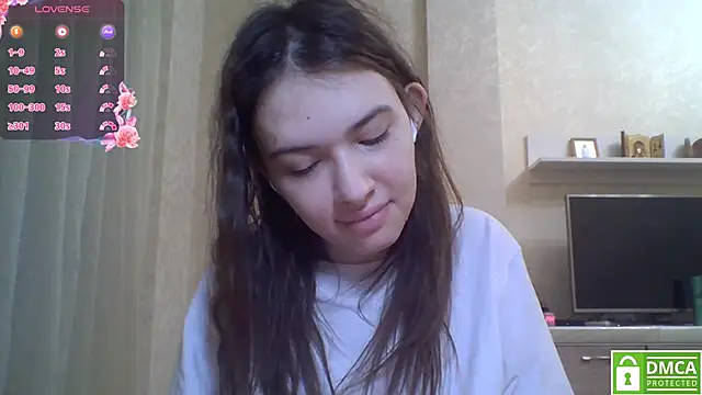 Snapshot of CeyaLier chatting on April 24, 5:26 pm CeyaLier online show from April 24, 5:26 pm