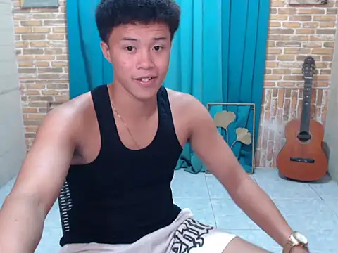 ur naughtyboy patrick online show from December 3, 2:26 pm