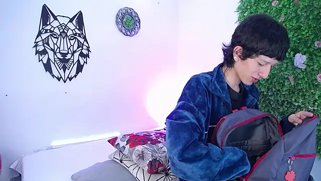 Emo Boy  online show from December 2, 12:32 pm