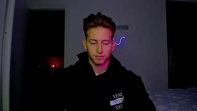 find0m master online show from January 6, 9:39 pm