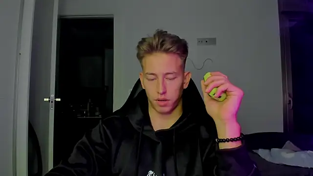 find0m master online show from January 17, 6:33 pm