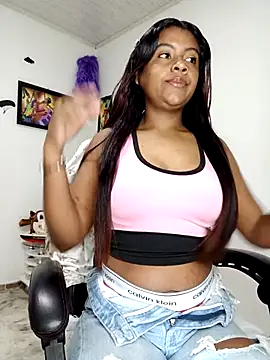 vannesitha25 online show from October 18, 6:30 pm