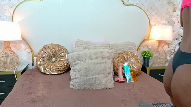  NinaFox  online show from January 11, 2:11 pm