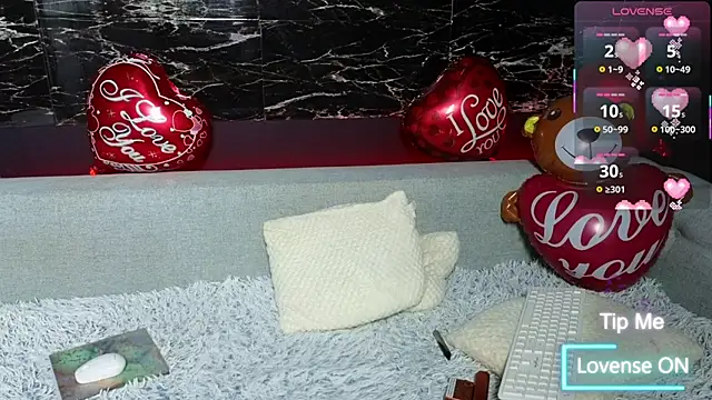  YourSubmissive  online show from February 14, 3:09 pm