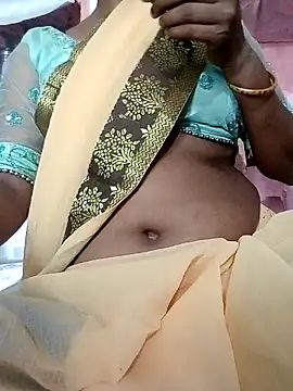 Snapshot of Sexy_Riya_Bhabhi chatting on October 8, 3:53 pm Sexy Riya Bhabhi online show from October 8, 3:53 pm
