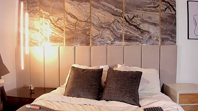 Isabella LaRue online show from October 8, 7:22 pm