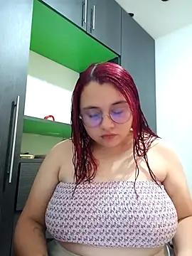 Snapshot of my-lady chatting on October 21, 9:54 am my-lady online show from October 21, 9:54 am