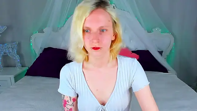 LikiLips online show from April 29, 1:10 am