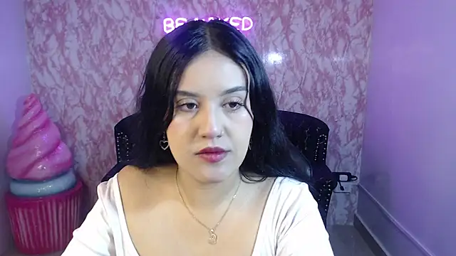 Snapshot of ailyn_ch1 chatting on February 16, 12:45 pm ailyn ch1 online show from February 16, 12:45 pm