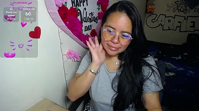 Miss  kendra  online show from March 31, 11:21 am