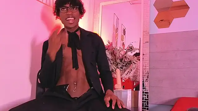 Snapshot of Darkcandyboy chatting on October 9, 12:36 pm Darkcandyboy online show from October 9, 12:36 pm