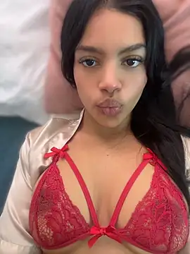 MeganHillss online show from June 10, 8:30 pm