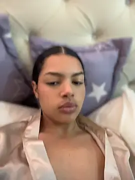 MeganHillss online show from July 5, 9:11 pm