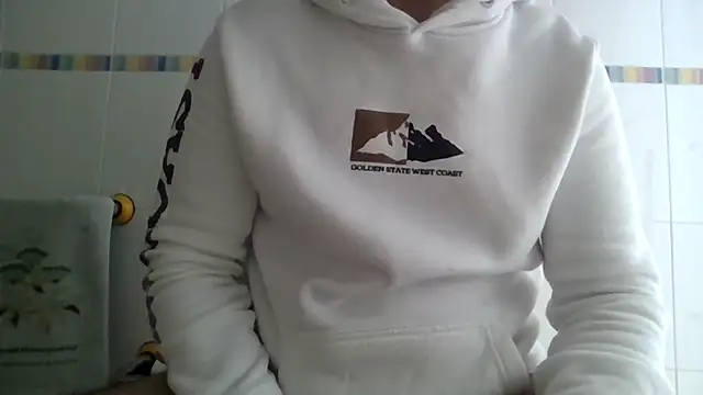 Snapshot of sci69 chatting on March 5, 2:24 pm sci69 online show from March 5, 2:24 pm