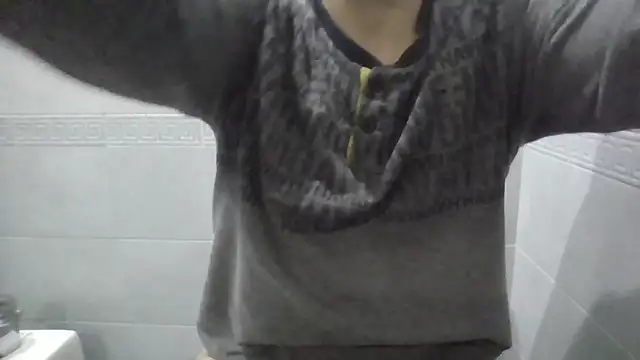 Snapshot of sci69 chatting on March 20, 9:41 pm sci69 online show from March 20, 9:41 pm