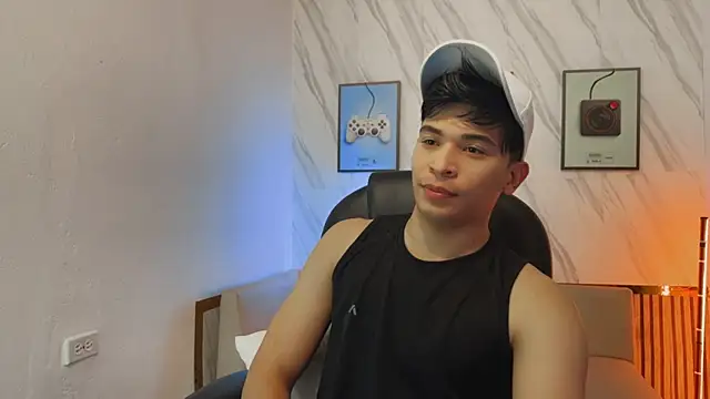 Snapshot of David_Nova chatting on January 18, 12:09 pm David Nova online show from January 18, 12:09 pm