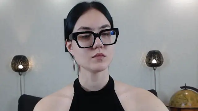 Marie Fitch online show from November 8, 1:50 am