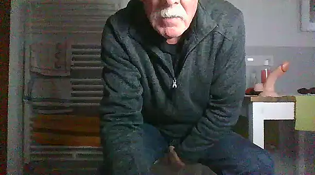 super-snoopy online show from January 12, 3:14 pm